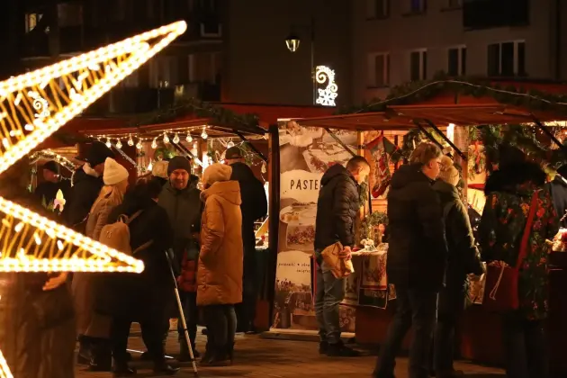 II Jarmark Bożonarodzeniowy w Lęborku przyciągnął tłumy mieszkańców i gości