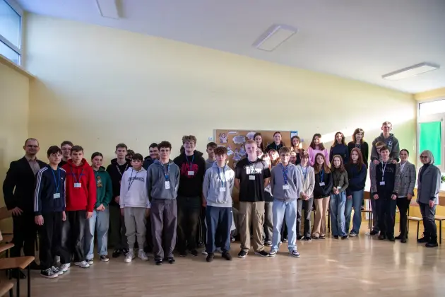 Lekcja obywatelska w SP 5 – burmistrz odpowiadał na pytania uczniów