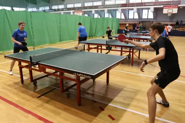 Najlepsi przy stole – podsumowanie turniejów tenisa stołowego w ramach „Ferii na sportowo 2026”