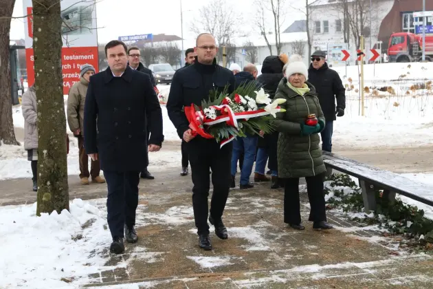 Hołd dla Sybiraków w 86. rocznicę pierwszej masowej deportacji Polaków na Wschód
