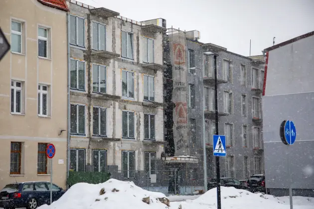 Budownictwo społeczne w Lęborku – powstaje 16 nowych mieszkań w ramach SIM