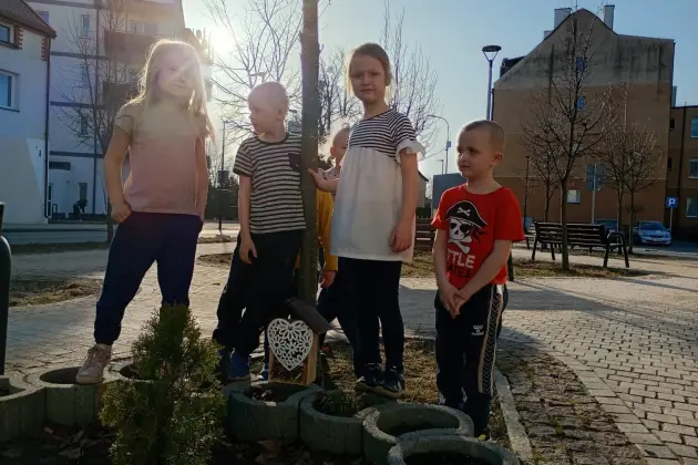 Wspólne działania dzieci i seniorów wokół Bazy