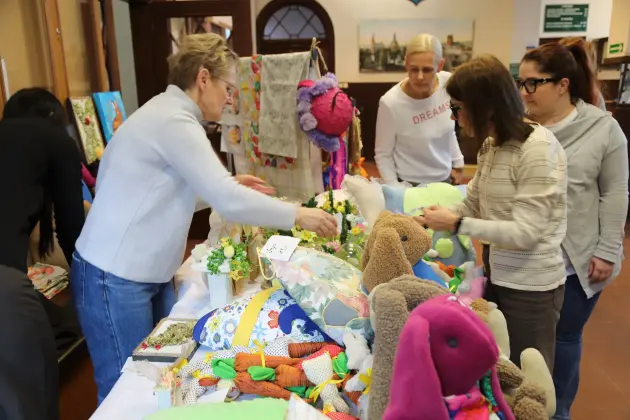 Warsztaty Terapii Zajęciowej w Lęborku zapraszają dziś do Urzędu Miejskiego na wielkanocny kiermasz!