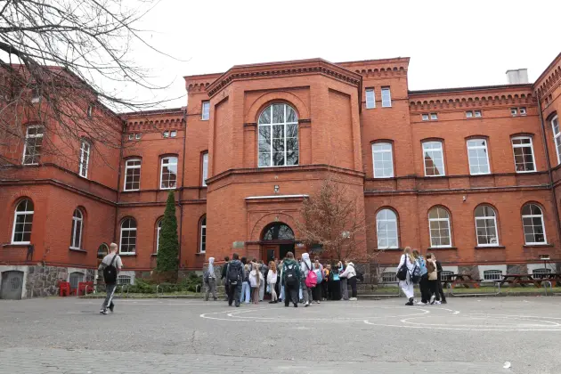 Zielona oaza przy „Trójce” – ruszają prace projektowe nowej strefy relaksu