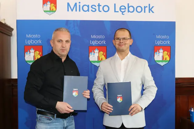 Asfalt zamiast płyt na ulicy Strzelców Podhalańskich