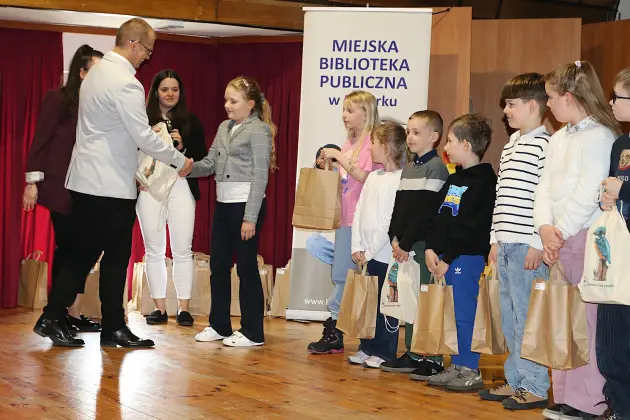 Tysiące książek i setki małych czytelników - wielki finał #BibliotekaGO