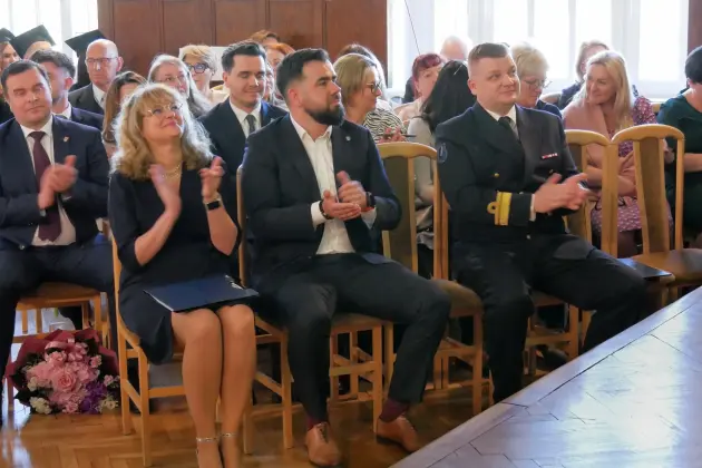Maturzyści I LO żegnają szkołę - 154 uczniów gotowych na najważniejszy egzamin