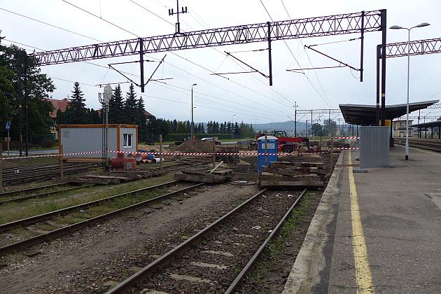 Kopią tunel pod torami kolejowymi