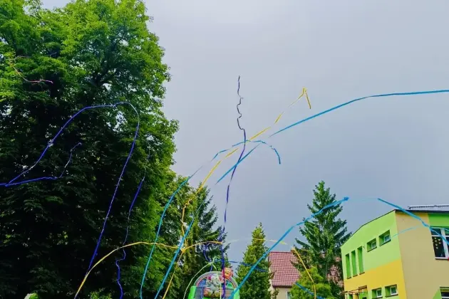 Kolorowo, radośnie i rodzinnie – wyjątkowy piknik w Przedszkolu nr 5