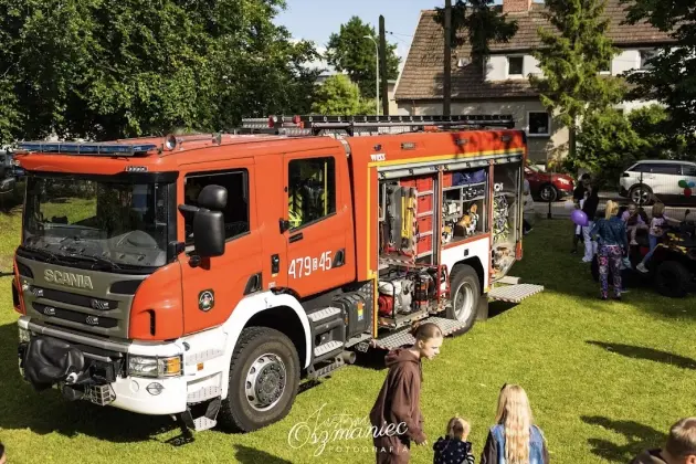 Kolorowo, radośnie i rodzinnie – wyjątkowy piknik w Przedszkolu nr 5