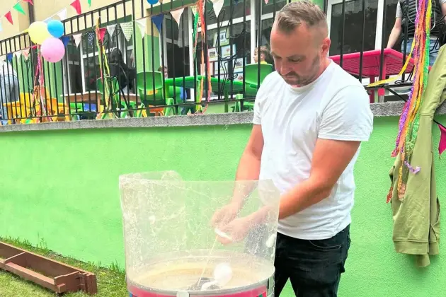 Kolorowo, radośnie i rodzinnie – wyjątkowy piknik w Przedszkolu nr 5