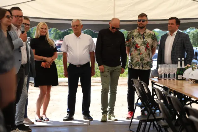 ROBEX inwestuje w przyszłość. Wmurowano kamień węgielny pod nową halę