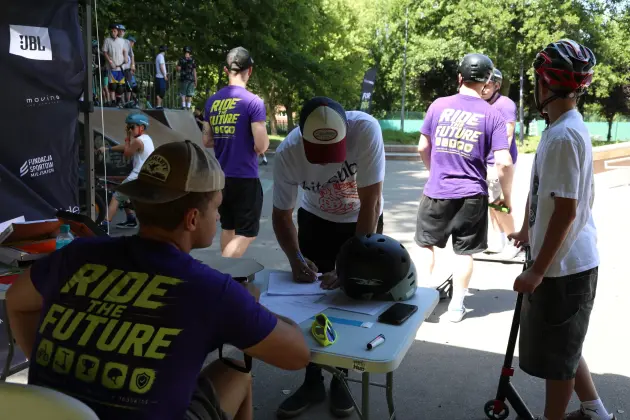Pokazy, warsztaty i sportowa aktywność na lęborskim skateparku