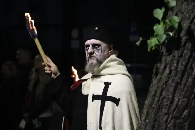 Deszcz nie przeszkodził w spotkaniu z historią. Spacer z duchami Krzyżaków za nami