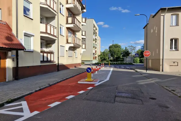 Ruch jednokierunkowy i parkowanie po obu stronach ul. rtm. Pileckiego