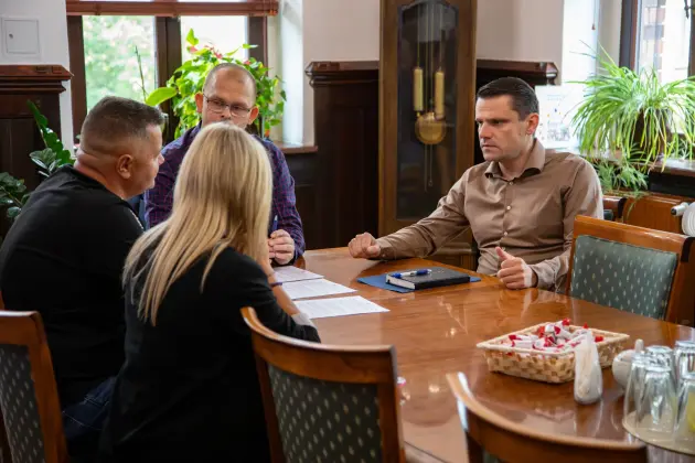 Sześć nowych kamer w Parku Chrobrego. Inwestujemy w bezpieczeństwo mieszkańców