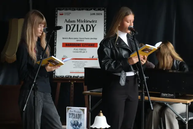 Lęborczanie wspólnie czytali „Dziady” Adama Mickiewicza