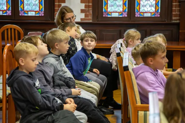 Trzecioklasiści z SP1 poznali tajniki pracy Urzędu Miejskiego