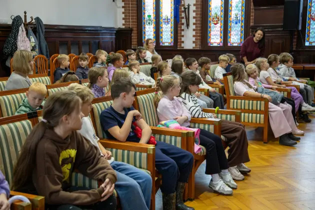 Trzecioklasiści z SP1 poznali tajniki pracy Urzędu Miejskiego