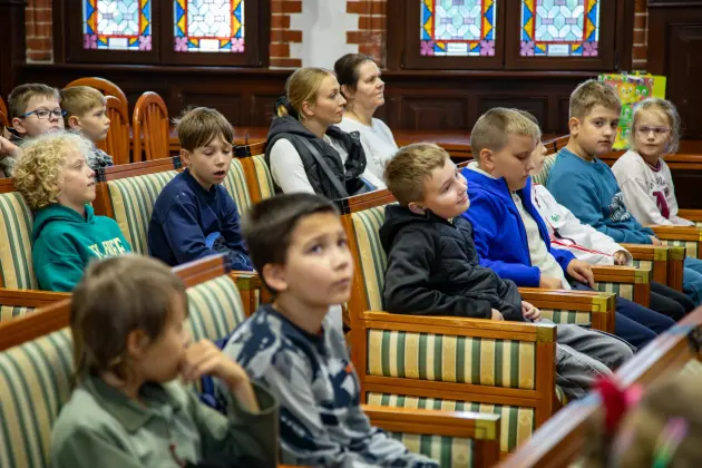 Trzecioklasiści z SP1 poznali tajniki pracy Urzędu Miejskiego