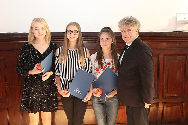 Nagrody i wyróżnienia z okazji Dnia Edukacji Narodowej