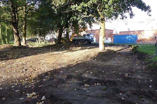Skwer na Przymurnej. Ruszyły prace ziemne