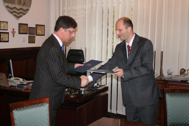 Miasto wspiera remont szpitalnego laboratorium 