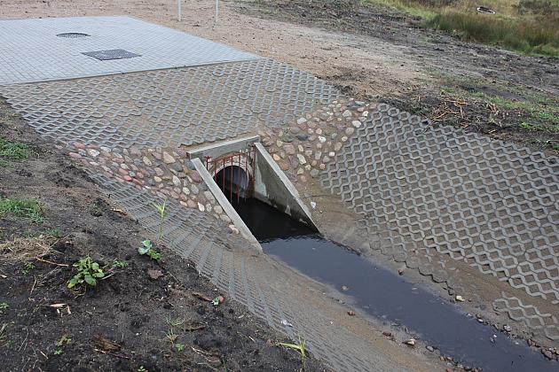 Nowe urządzenia podczyszczające przy wylotach kanalizacji deszczowej