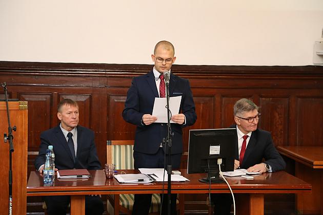 I sesja Rady Miejskiej – Burmistrz i Radni złożyli ślubowanie