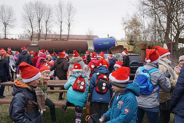 Mikołaje maszerowały z kijkami