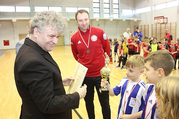 Halowy Turniej Piłki Nożnej rocznika 2010/2011