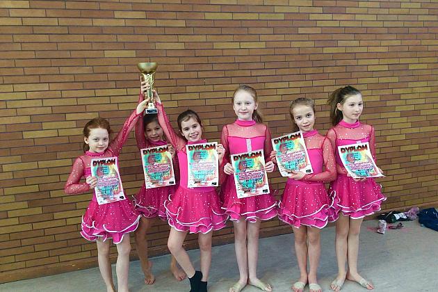 Sukcesy młodych tancerek z SP nr 8