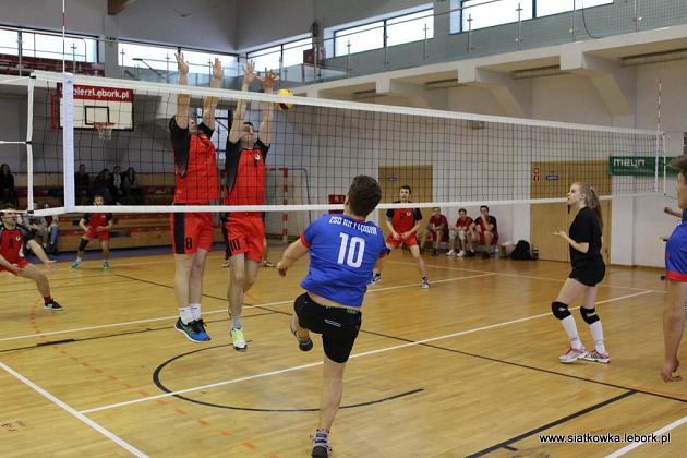 Zmiana lidera Amatorskiej Ligi Siatkówki w Lęborku