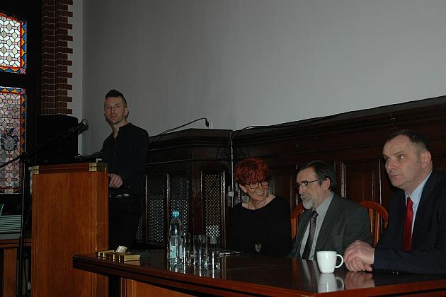 Muzeum promowało publikację o cmentarzysku w Czarnówku