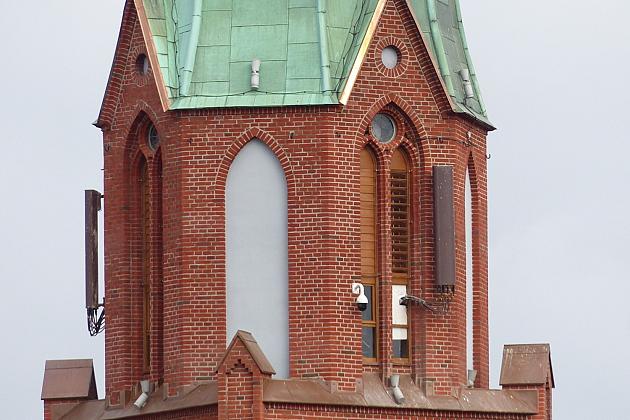 Finał I etapu remontu wieży kościoła NMP Królowej Polski