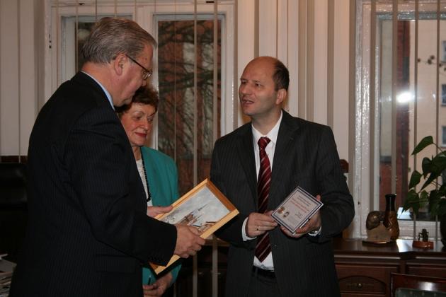 Konsul Ukrainy otrzymał lewinka 