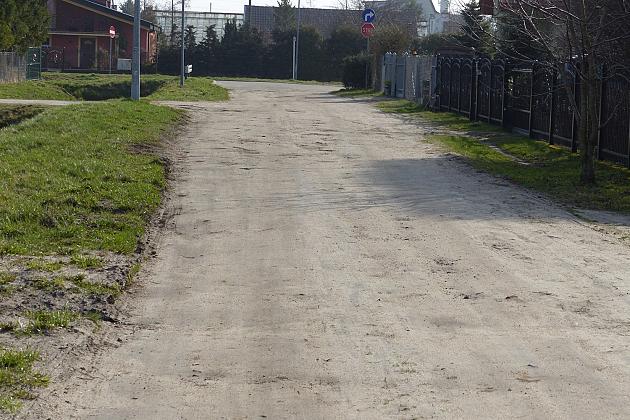 Drogowcy na ulicy Powstania Styczniowego