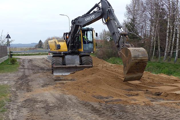 Roboty na ulicy Powstania Styczniowego