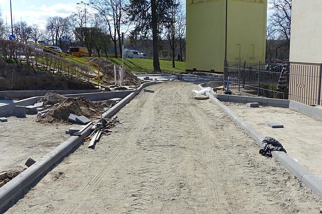 Nowa droga i parkingi w „Zakątku kultury”