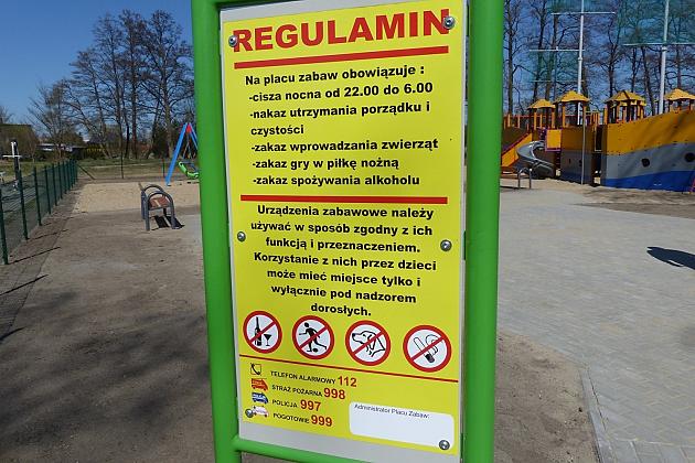 Plac zabaw przy Komuny Paryskiej otwarty!