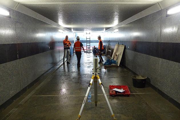 Próby obciążeniowe tunelu pod torami