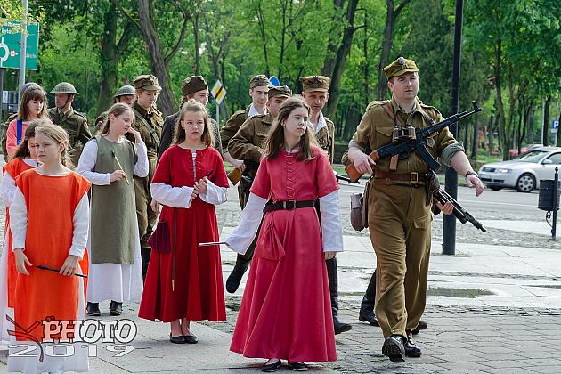 Noc Muzeów - tłumnie i gwarnie w muzealnych zakamarkach