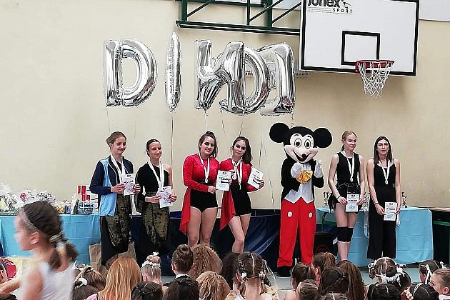 Sukcesy młodych tancerek z SP 8