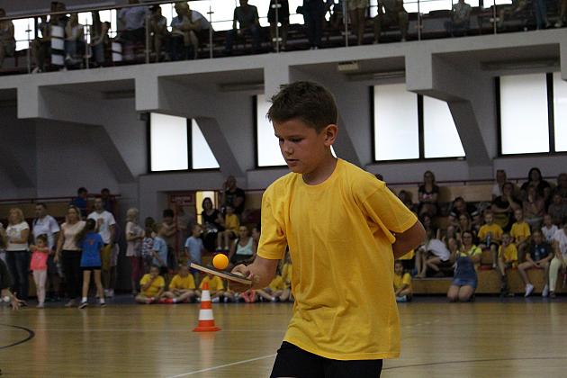 „Kto z nas lepiej i prędzej” – Konkurs Sportowy dla Szkół Podstawowych