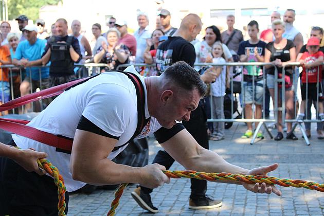 Tytani pokazali siłę na Placu Pokoju