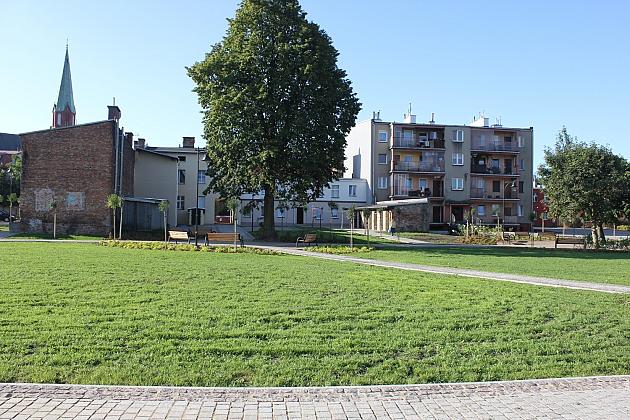 Rewitalizacyjna zmiana na podwórku przy Malczewskiego
