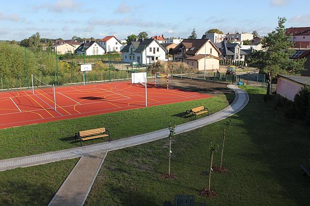 Rewitalizacyjna zmiana na podwórku przy Malczewskiego