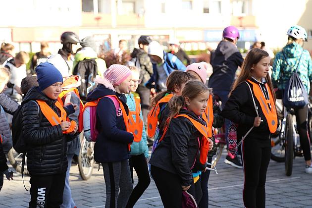 Zamiast samochodem pieszo lub rowerem