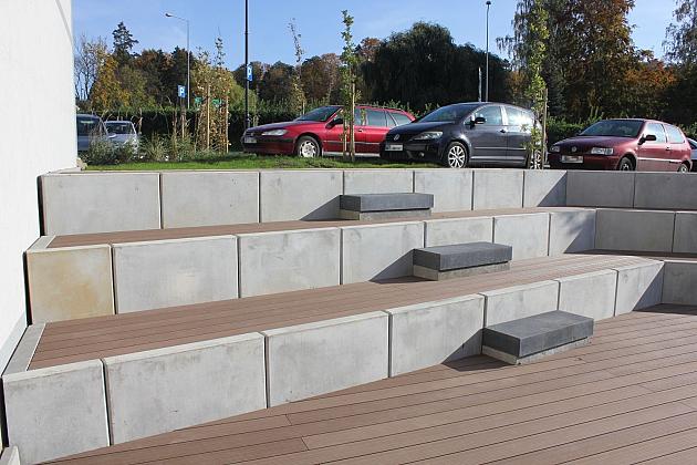 Kompozytowe tarasy za kinem „Fregata”