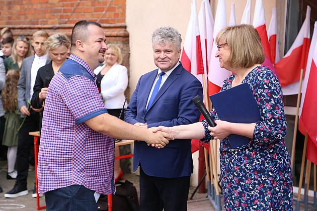 Pierwszy dzwonek w nowym roku szkolnym 2021/2022